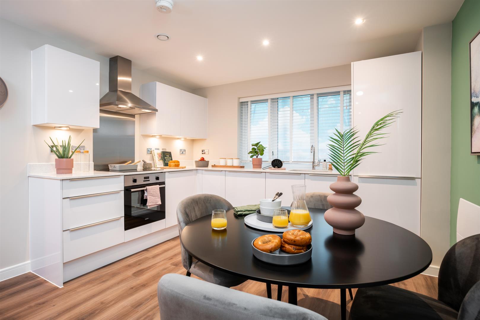 Flat 4, 2 Carters Close, Reading, RG1 8GP