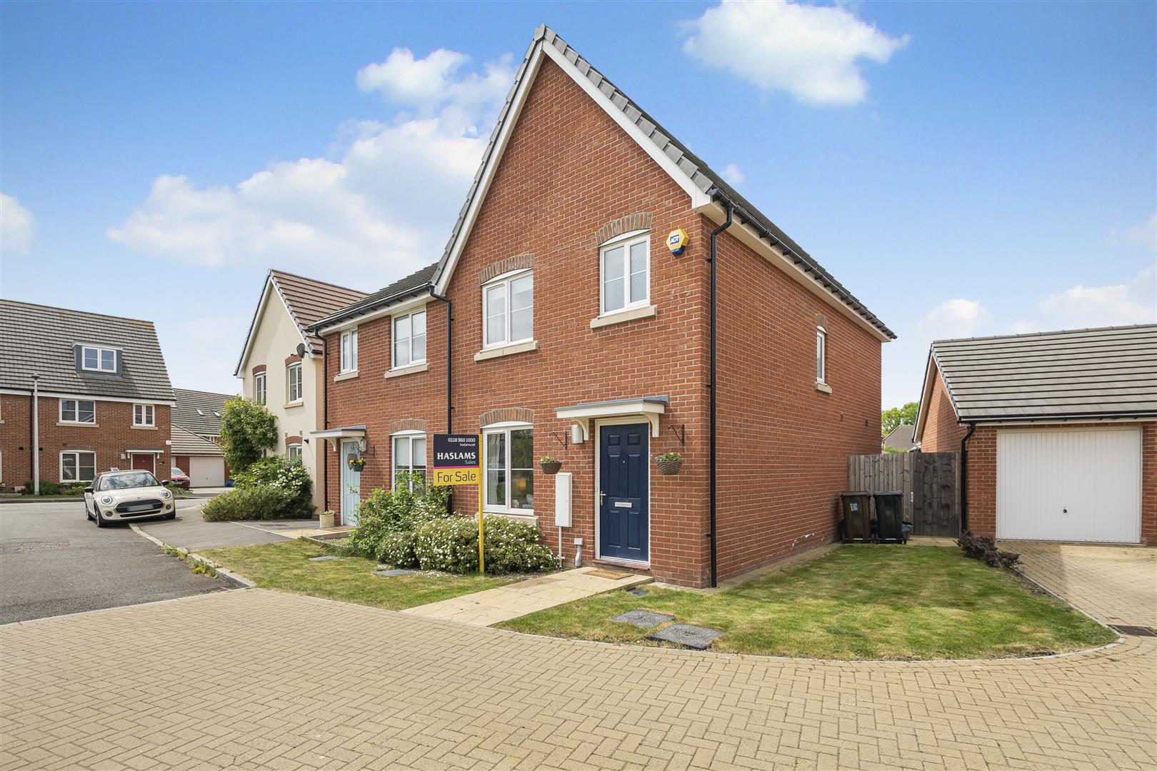 Hayes Drive, Three Mile Cross, Reading