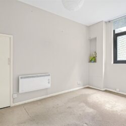 Thumbnail Image 4