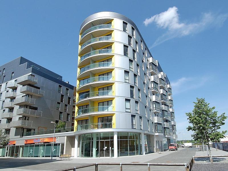 Hayward, Chatham Place, Reading