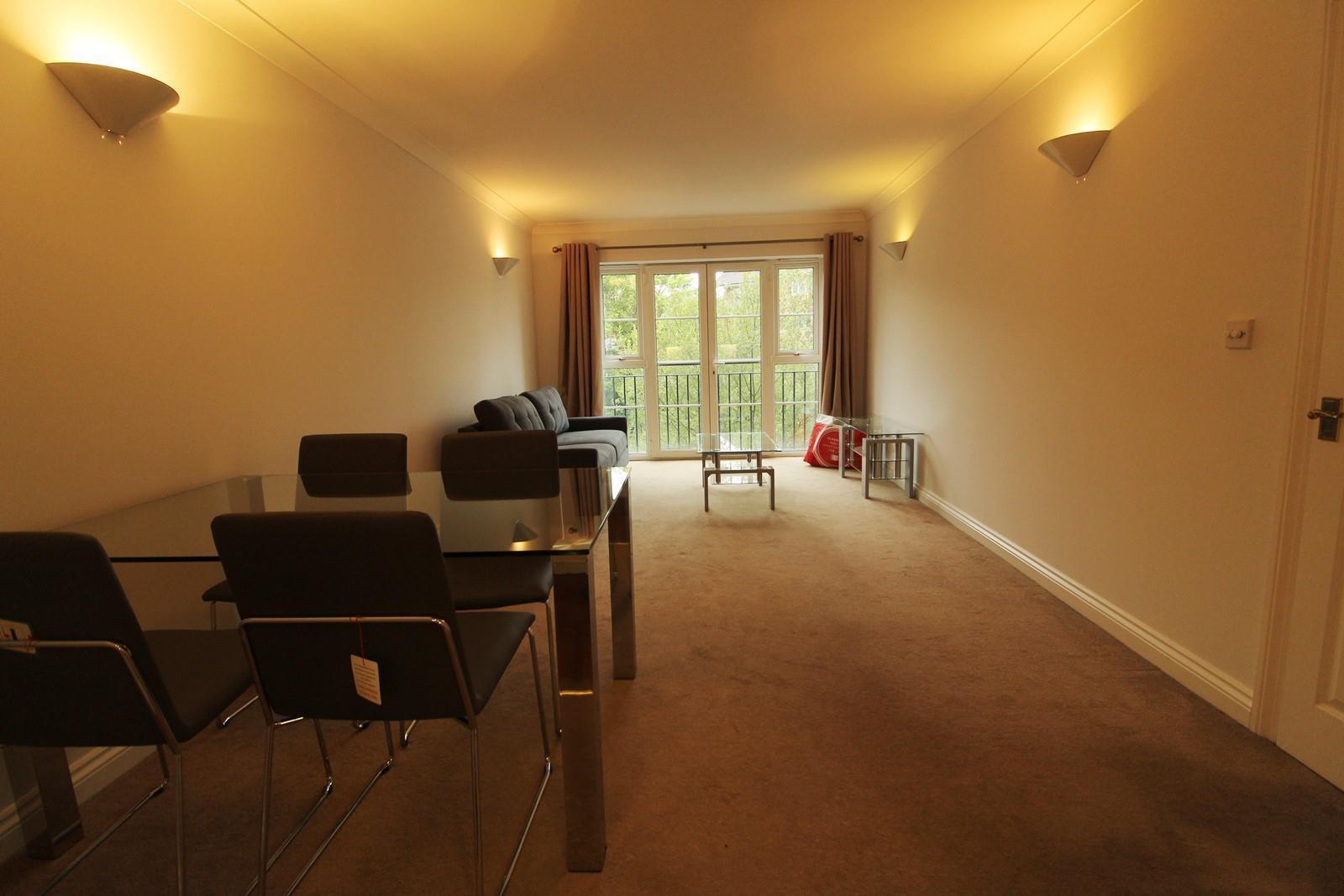 6 Oscar Wilde Road, Reading