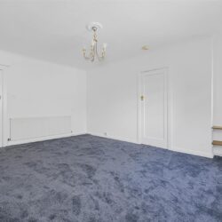 Thumbnail Image 4