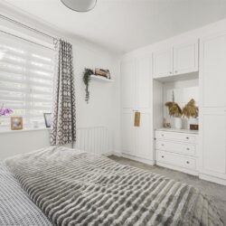 Thumbnail Image 7