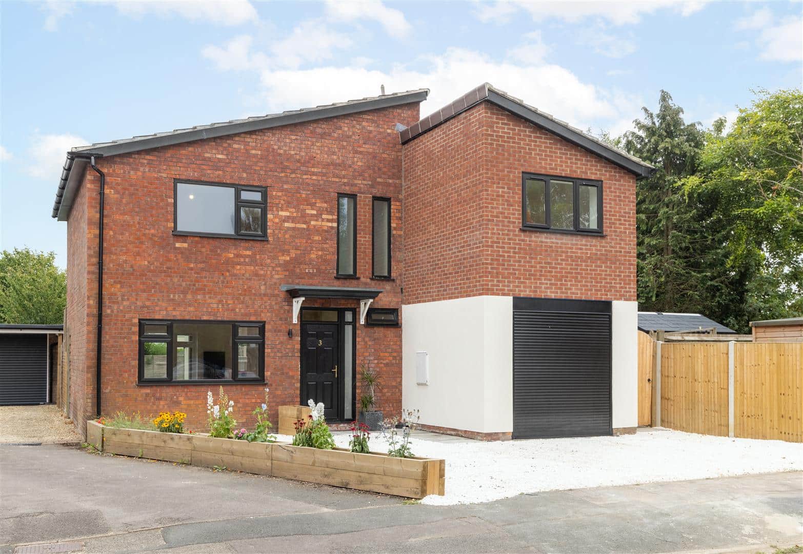 Larissa Close, Tilehurst, Reading