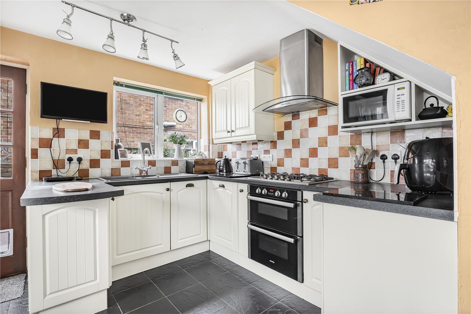 Addison Road, Reading, RG1