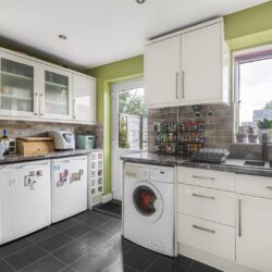 Sharnwood Drive, Calcot