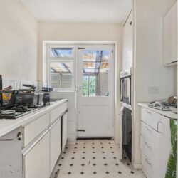 Ravensbourne Drive, Woodley, Reading