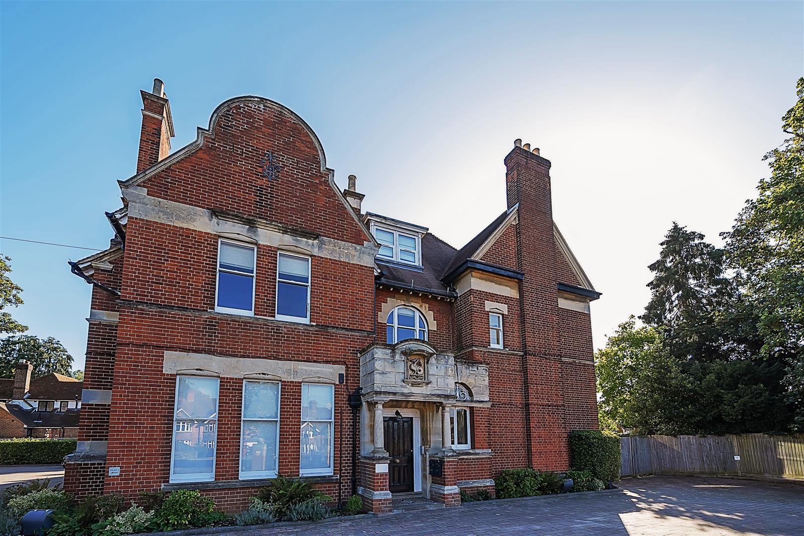 Bath Road, Reading