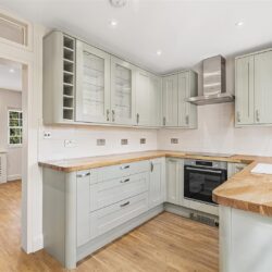 Gosbrook Road, Caversham