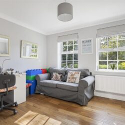 Mimosa Drive, Shinfield, Reading