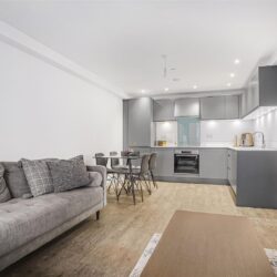 Silver Street, Reading, RG1