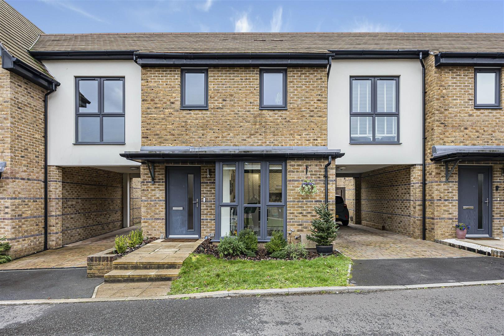 Pintail Place, Arborfield Green, Reading