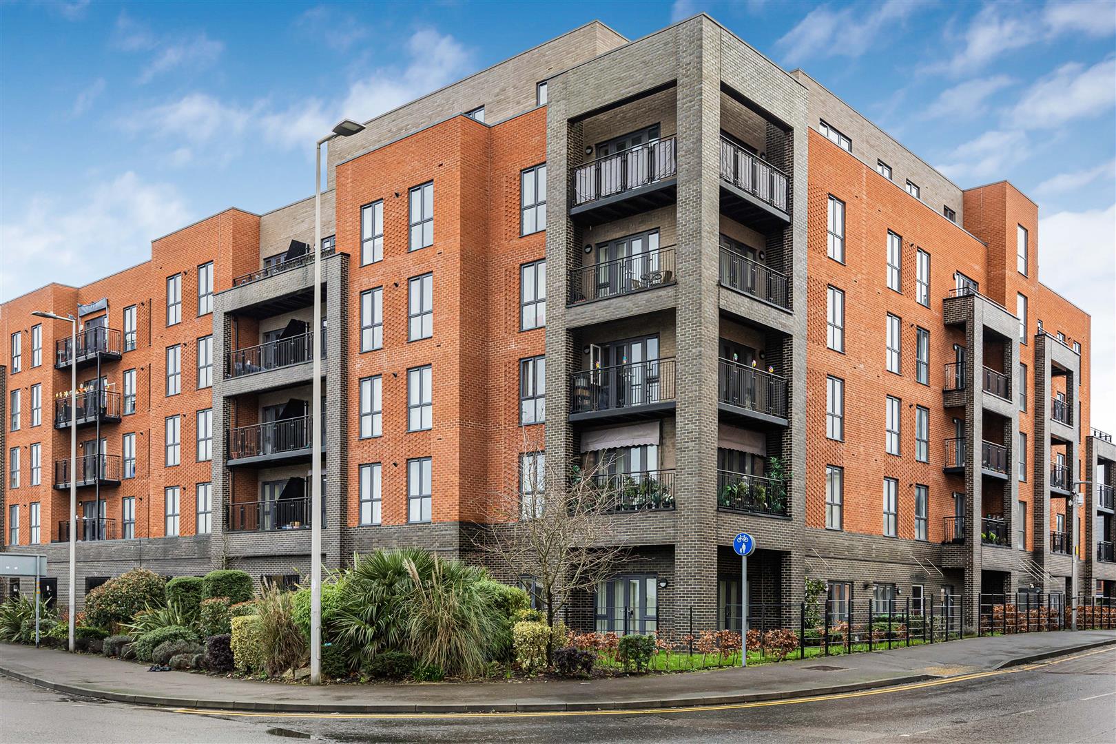 1 Nightingale Way, Reading