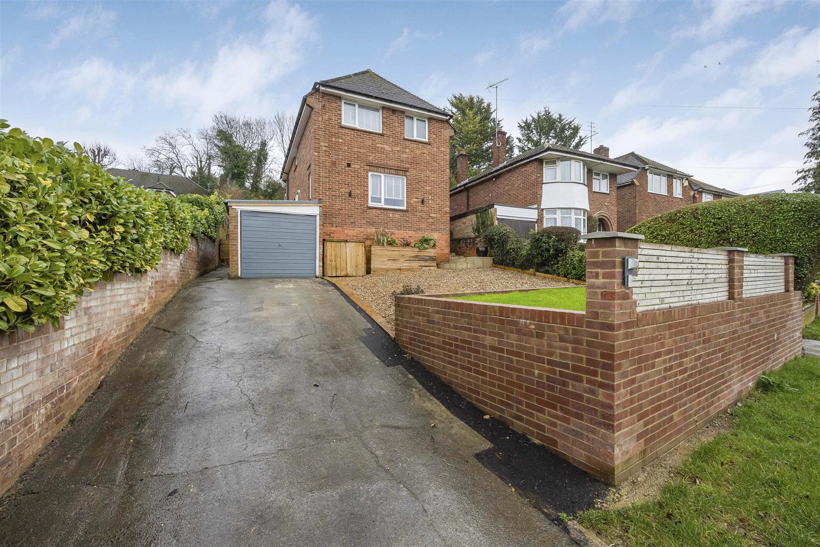 Hemdean Road, Caversham, RG4