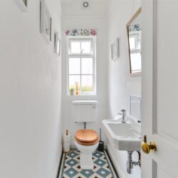 Thumbnail Image 10