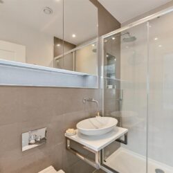 Thumbnail Image 9