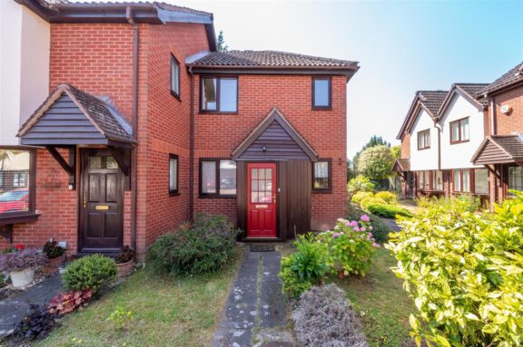 3 Benyon Mews Image