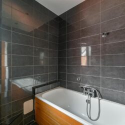 Thumbnail Image 14