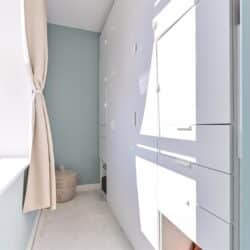 Thumbnail Image 9
