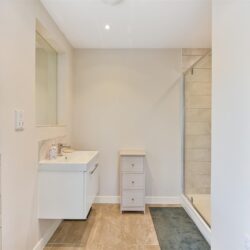 Thumbnail Image 8