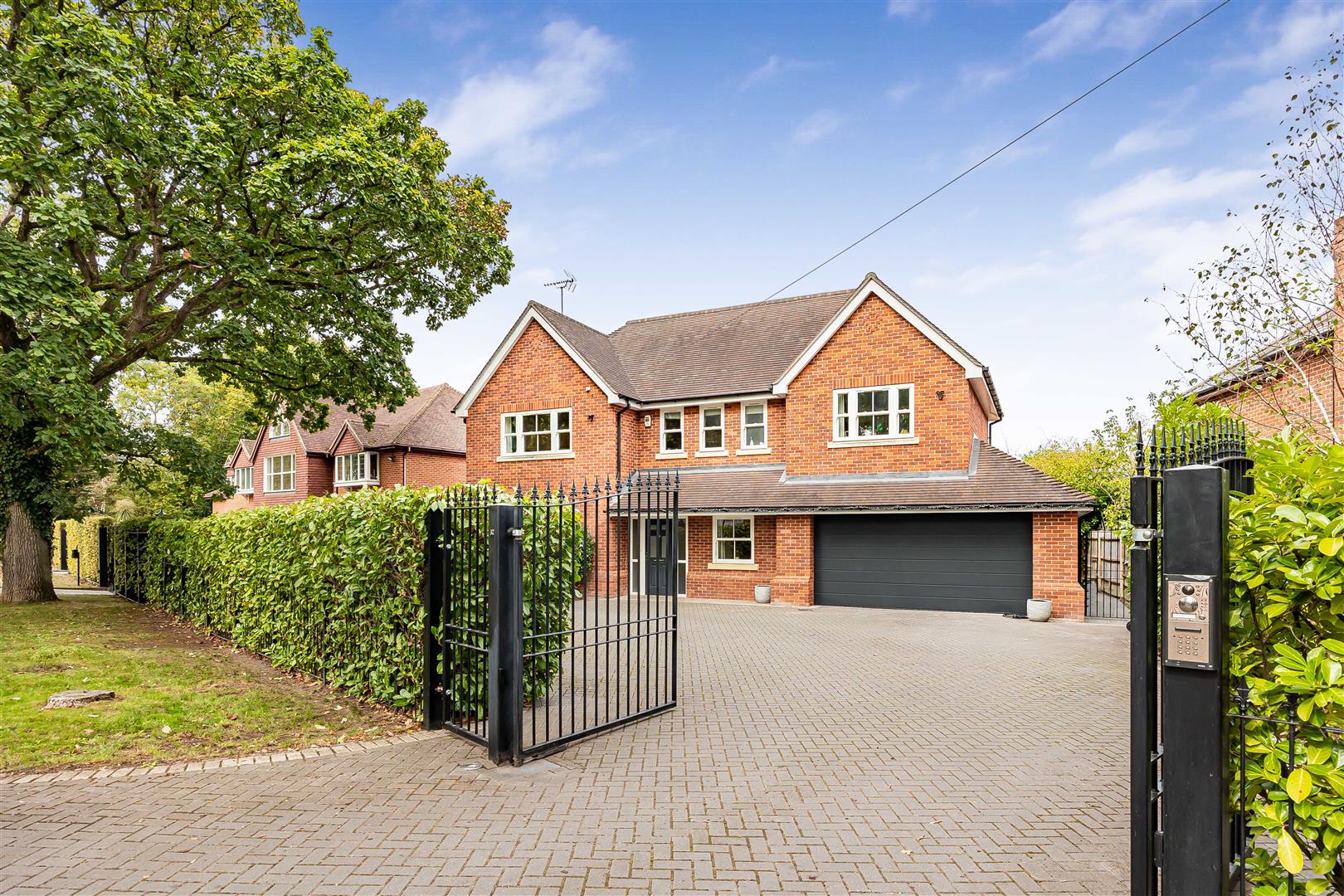 West Drive, Sonning, Reading, RG4