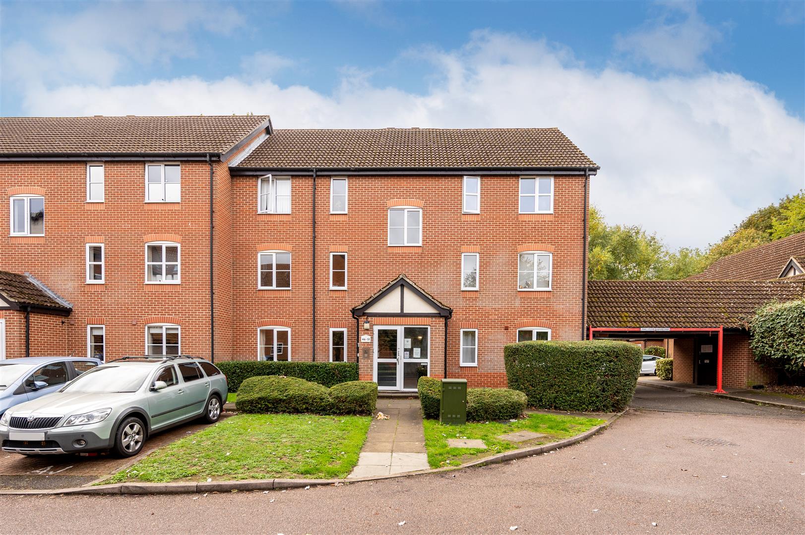 Admirals Court, Rose Kiln Lane, Reading