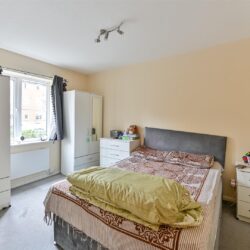 Thumbnail Image 4