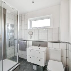 Thumbnail Image 4